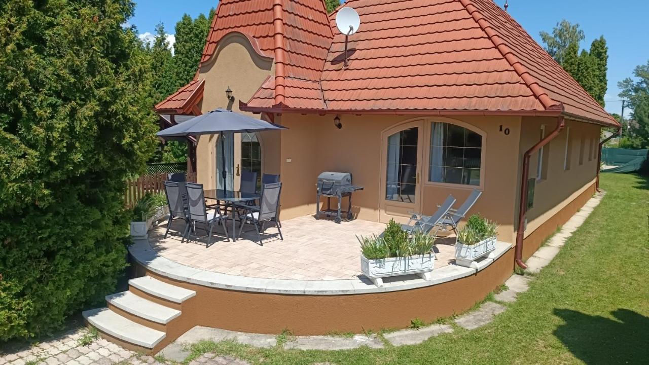 Vica Apartman Balatonberény Extérieur photo