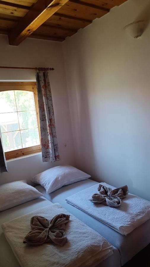 Vica Apartman Balatonberény Extérieur photo
